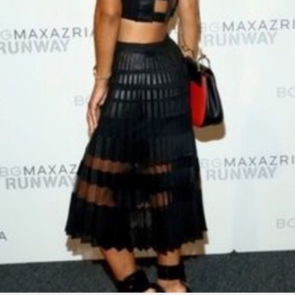 BCBG Taura NEW $338 Sz S Black Pleats Mixed Media Pull On Semi Sheer Skirt
